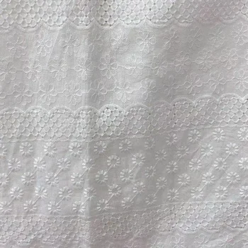 Bijela Pamučna tkanina s cvjetnog vezom s проушинами za haljine,Majice,Odjeća tkanina za odjeću,po dvorištu