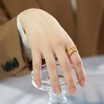Šik Geometrijski Prsten za žene, Prsten s triple lancem od nehrđajućeg Čelika Zlatne Boje,Elegantan ženski ukras za stranke na ulici