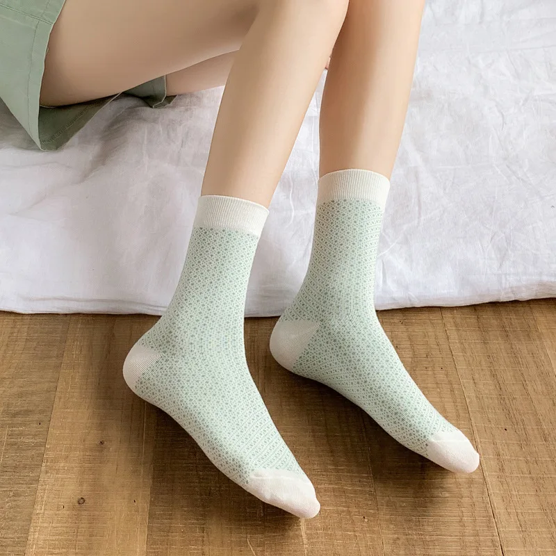 Jeseca Nove vruće kariranih ženske čarape s po cijeloj površini u grašak u koledž stilu, japanski Kawai, slatka duge čarape za žene, Vintage ulični odjeća Harajuku Slika  1