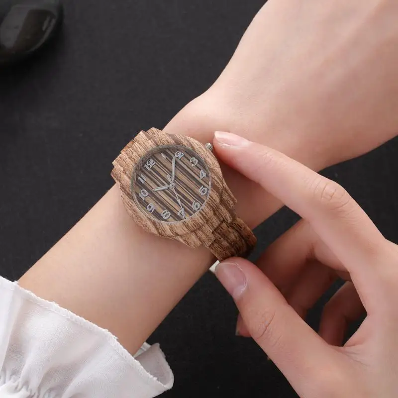 Imitacija bambusa materijal najviše se prodaju satovi ženski temperament modni satovi od umjetnog drveta smola svakodnevne jednostavne satovi Slika  2