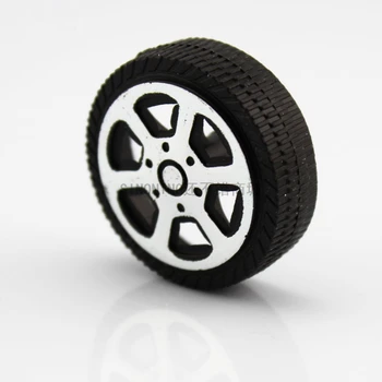100pc Plastične igračke automobilskih kotača pribor DIY 30*9*1.9 mm kotač 30 mm za osovinu 2 mm