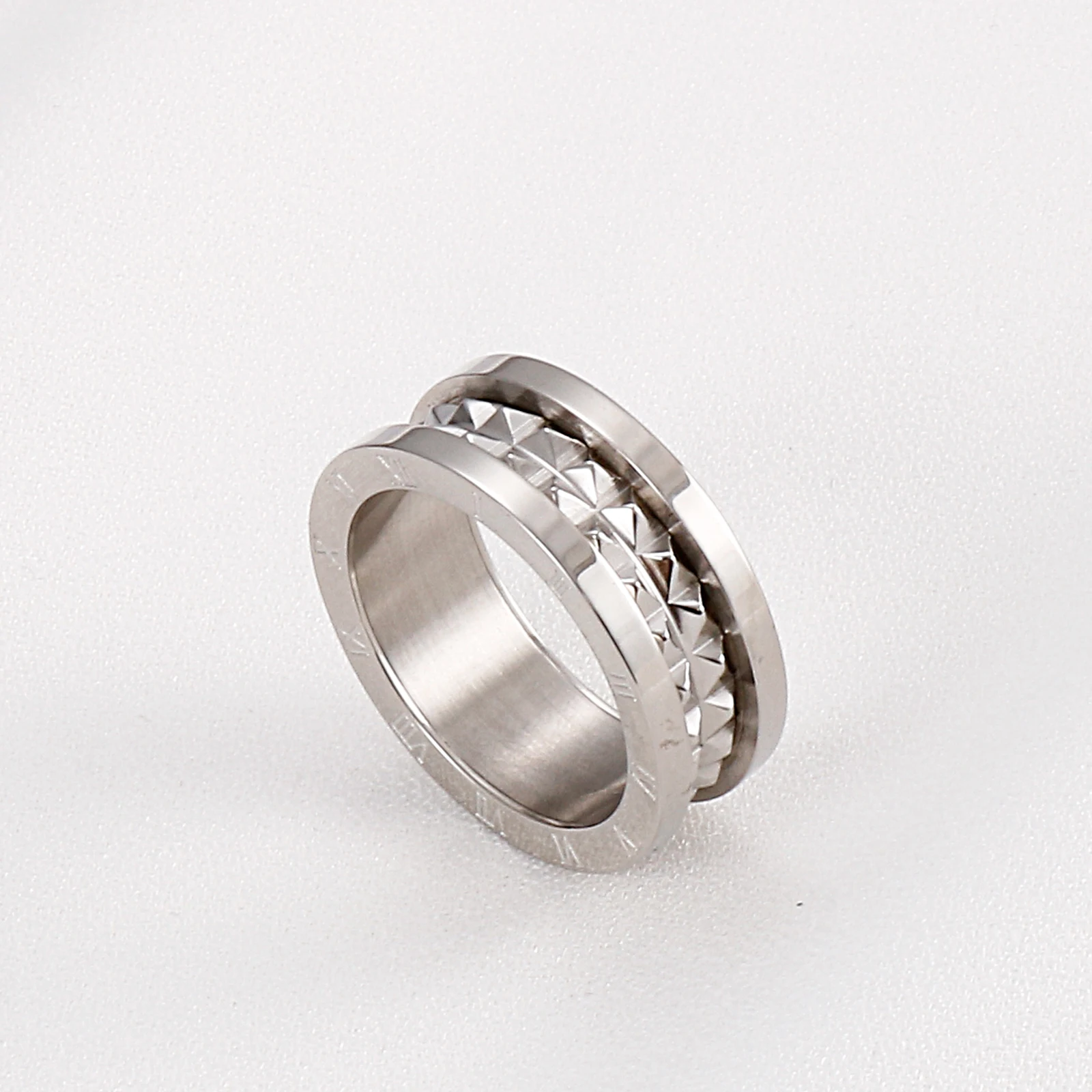 Prsten Od Nehrđajućeg Čelika Nakit Za žene Okrugli Cirkon Rimske Brojke Osnovne Modele Srebrni Prsten u Boji Ružičastog Zlata Slika  5