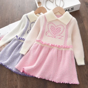 Keelorn Baby Baby pletene haljine za djevojčice 2021 Nova zimska moda Crtani ljubav sa po cijeloj površini ukrašen Slatka haljina odjeća za bebe od 3 do 7 godina