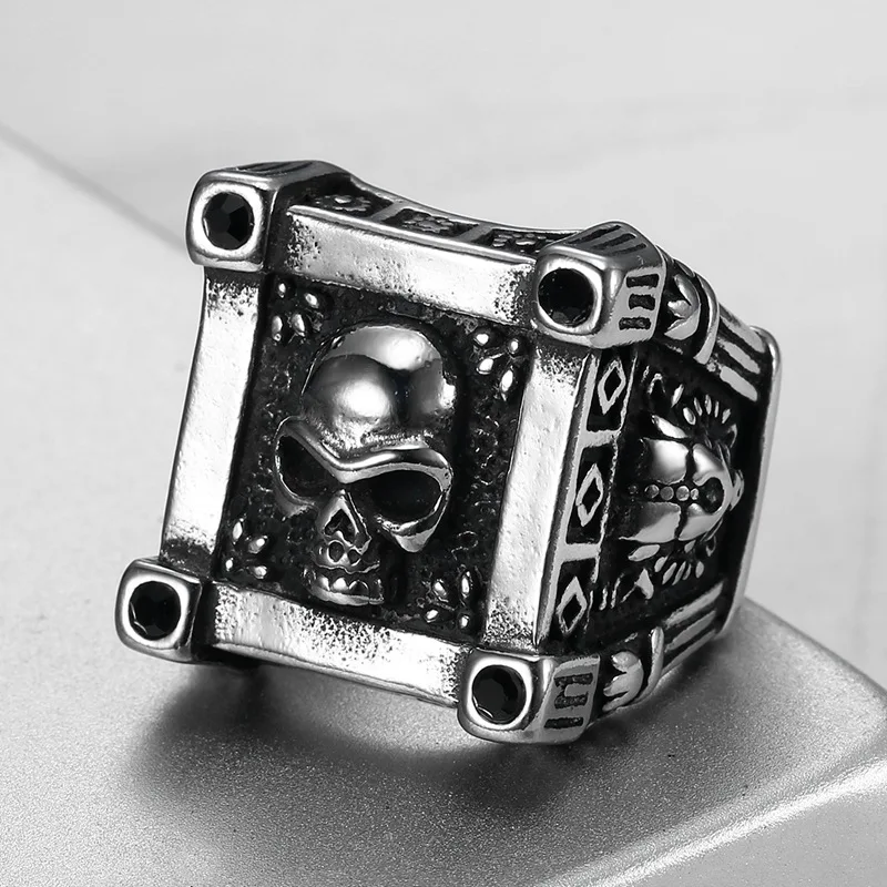Gotička Cvijet Lubanje Crna Crystal Циркона Prsten od nehrđajućeg čelika Za muškarce i žene Modni prsten Punk-Biciklistički ukras Slika  2