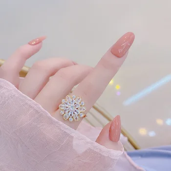 Novi Modni Brand Nakita Kristalnu Cvijet Podesivi Prsten za Žene Nježne Vjenčano Prstenje od Cirkonija Poklon