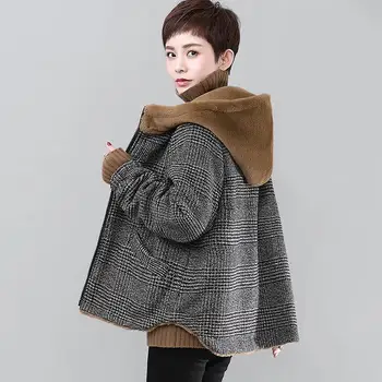 2021 Jesensko-zimski kaput Novi proizvod Imitacija zeca Baršun Obostrane jakna na obloge Ženska kratka slobodna debela odjeća s kapuljačom