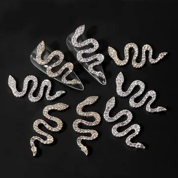 4 Kom./lot Snake Privjesci za nokte 30*13 mm 3D Full Dijamant Nakit od Zlatne/Srebrne legure Sjajna Rhinestones Nakit pribor za nokte
