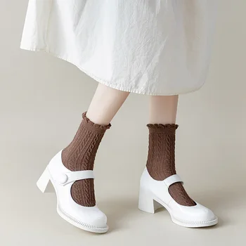 Nove slatke čvrste pamučne čarape Jednostavne i univerzalne Ženske čarape srednje dužine sa volanima za djevojčice Mekane čarape princeza s kratkim лодыжками Sox